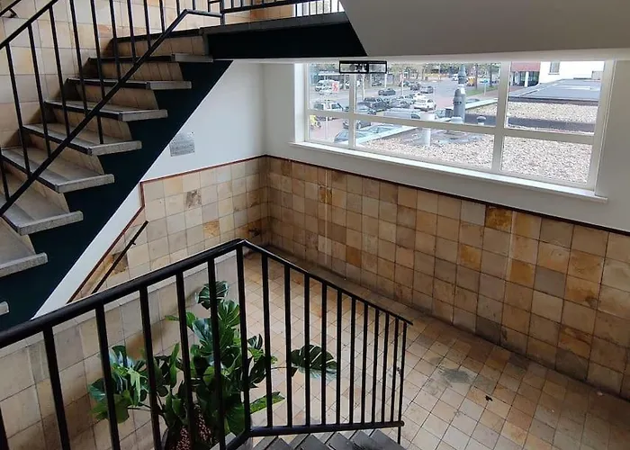 K50173 Modern Near The Center * آيندهوفن